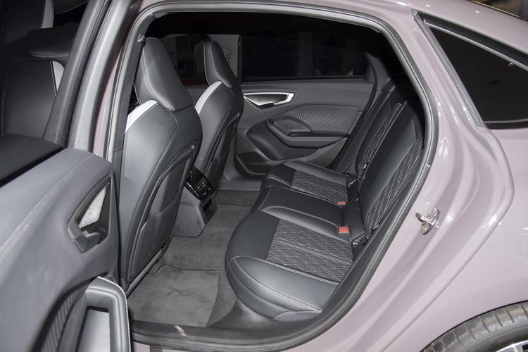 Фото машины 111