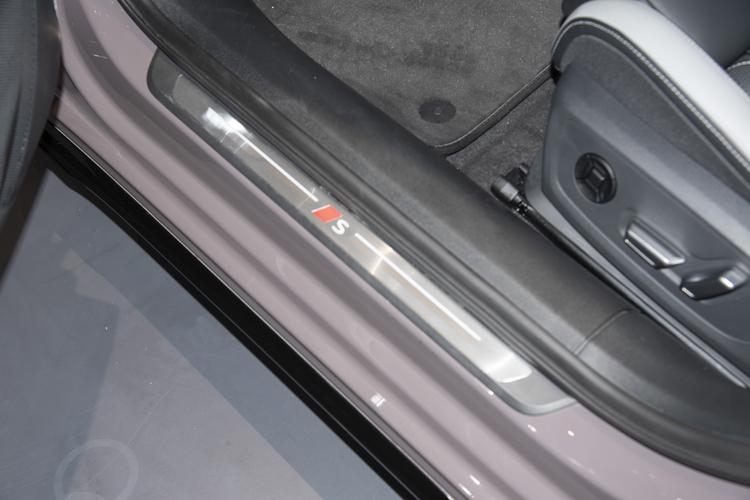 Фото машины 122