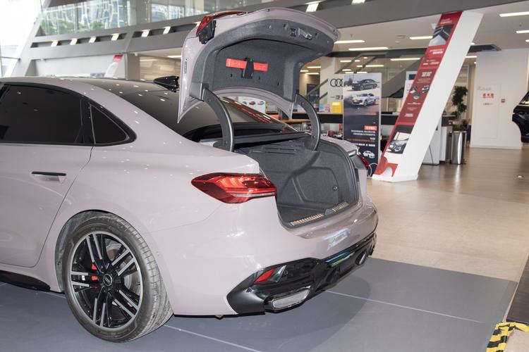 Фото машины 132