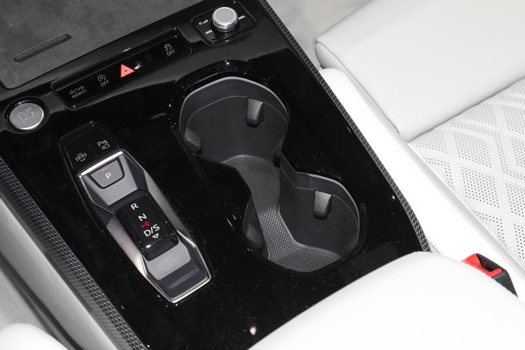 Фото машины 183