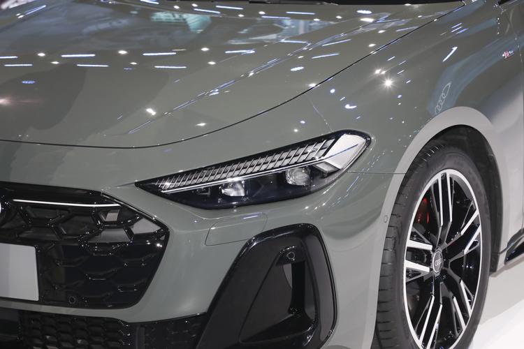 Фото машины 190