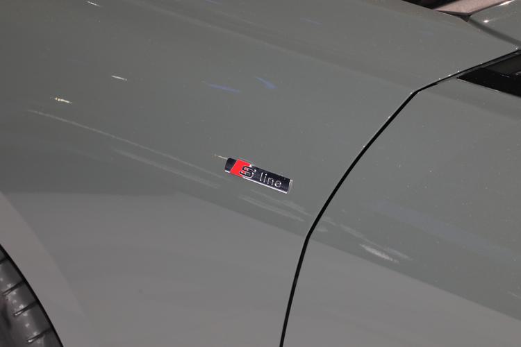 Фото машины 212