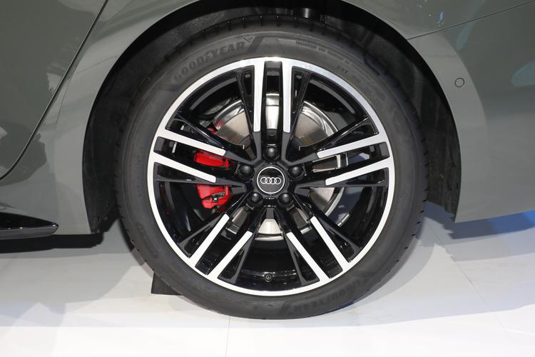 Фото машины 224