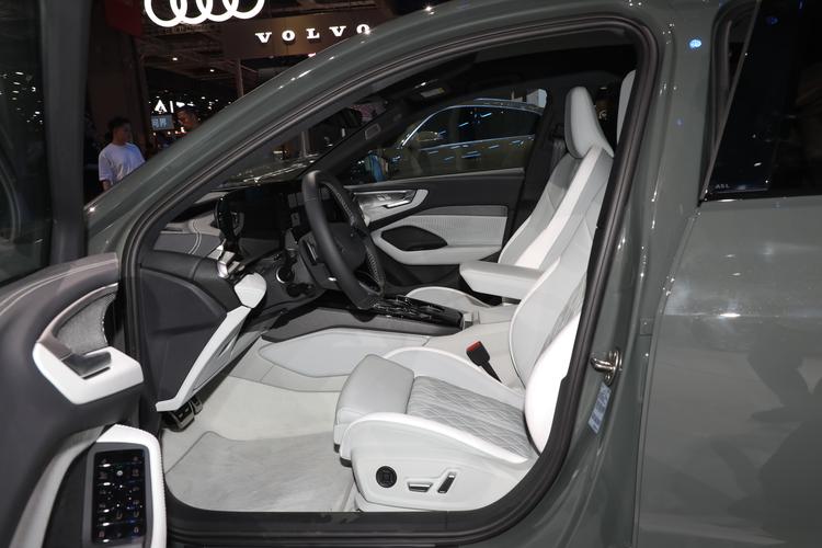 Фото машины 248