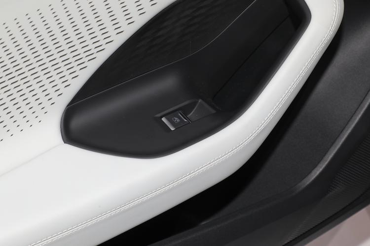 Фото машины 258