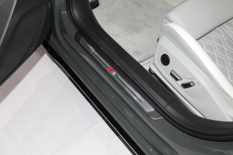 Фото машины 255