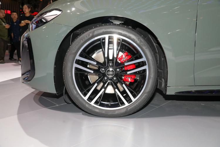 Фото машины 315