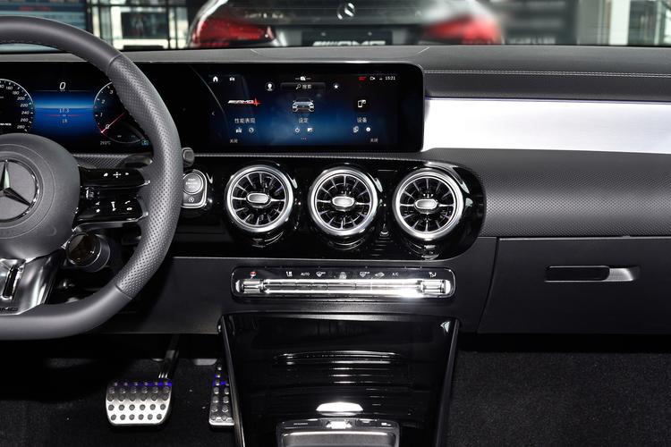 Фото машины 61