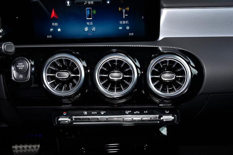 Фото машины 102