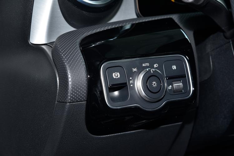 Фото машины 196