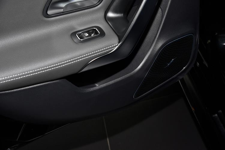 Фото машины 182