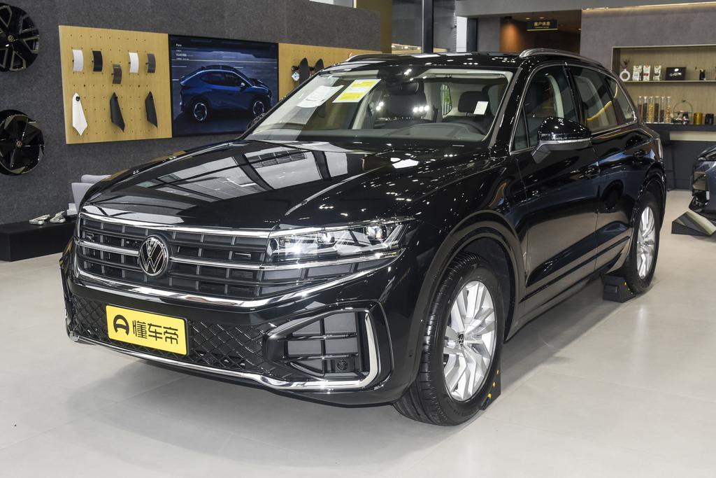 Facelift 2.0 TSI Sharp Shadow Version