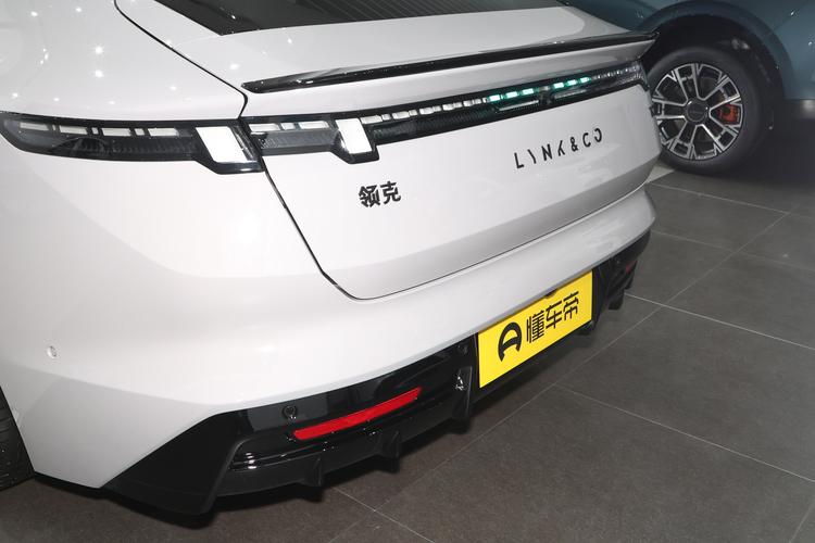 Фото машины 44