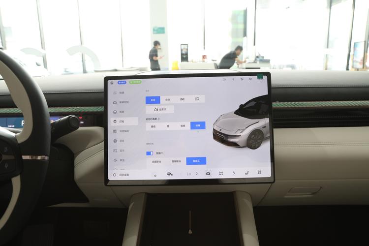 Фото машины 102