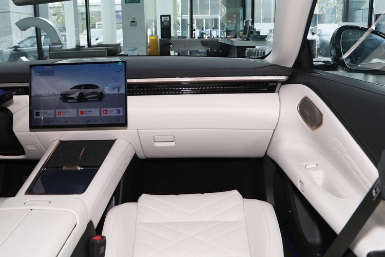 Фото машины 110