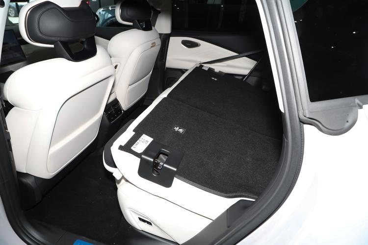 Фото машины 158