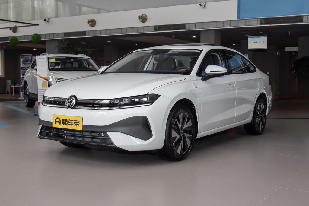 L 300TSI DSG fashion type