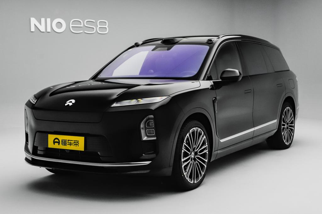 Six-seater executive signature edition