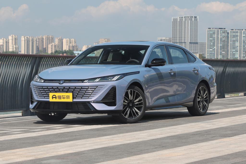 The fourth generation 1.5T DCT 500Bar smart enjoyment type