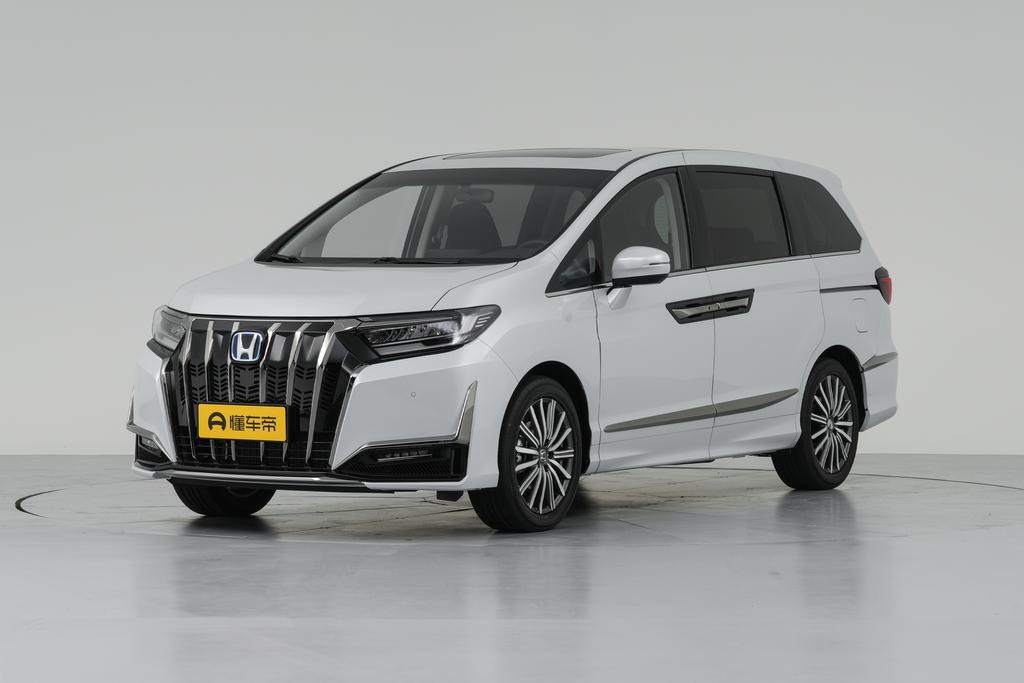 2.0L e: HEV Classic Edition