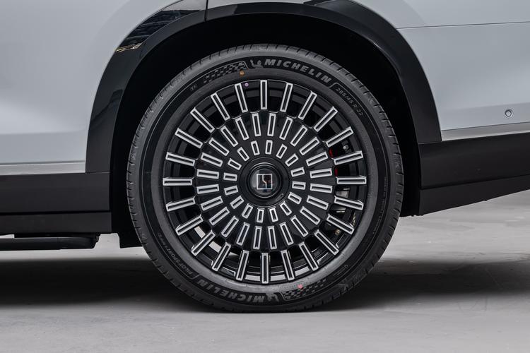 Фото машины 30