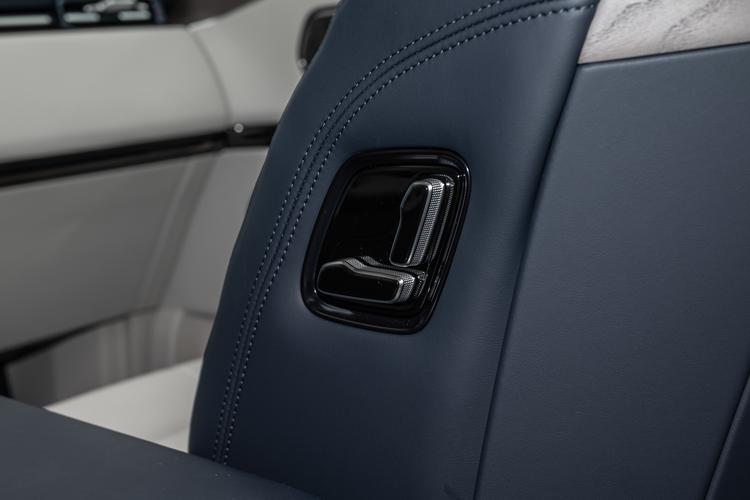 Фото машины 209