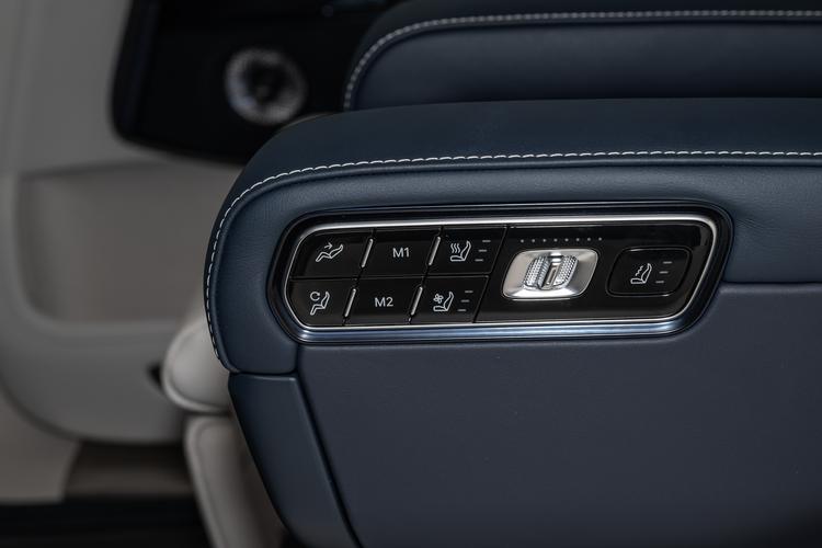 Фото машины 230