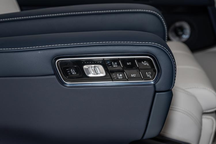 Фото машины 240