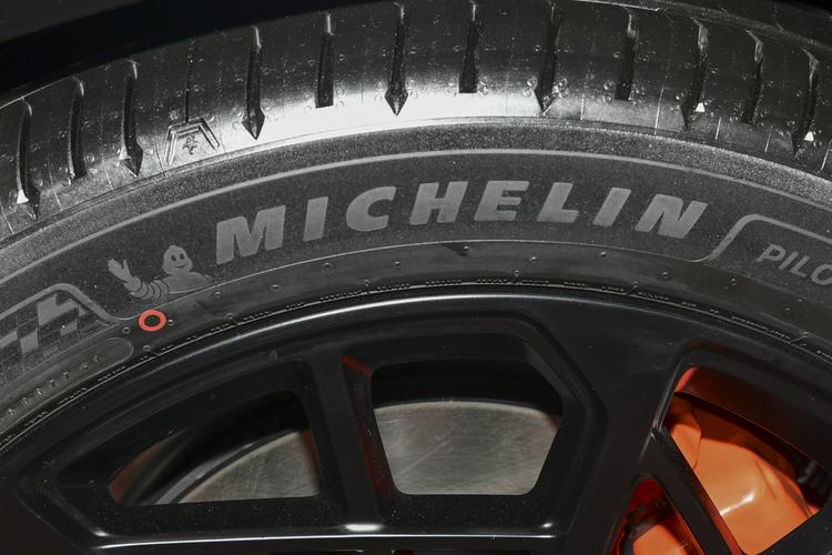 Фото машины 290