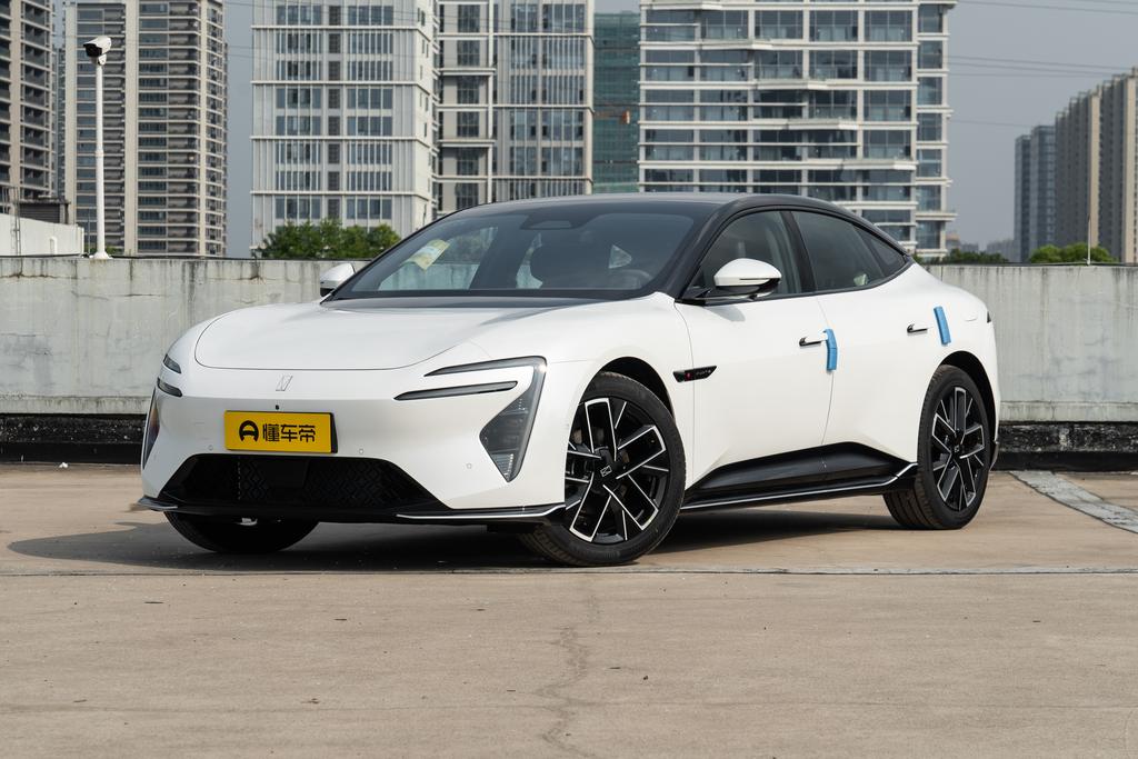 Facelifted Pro long battery life and extended range version