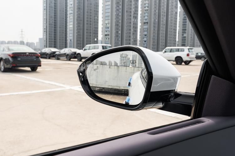 Фото машины 37