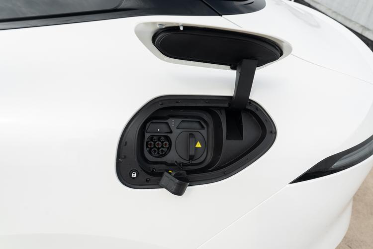 Фото машины 84