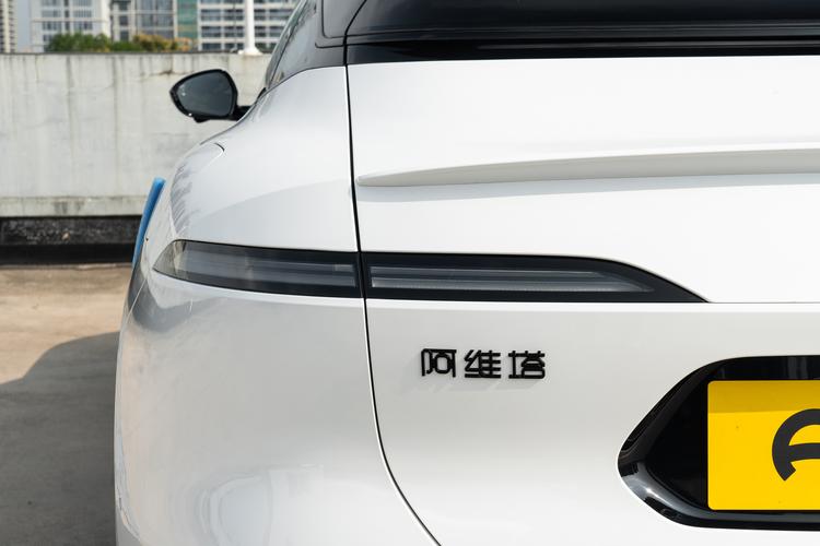 Фото машины 24