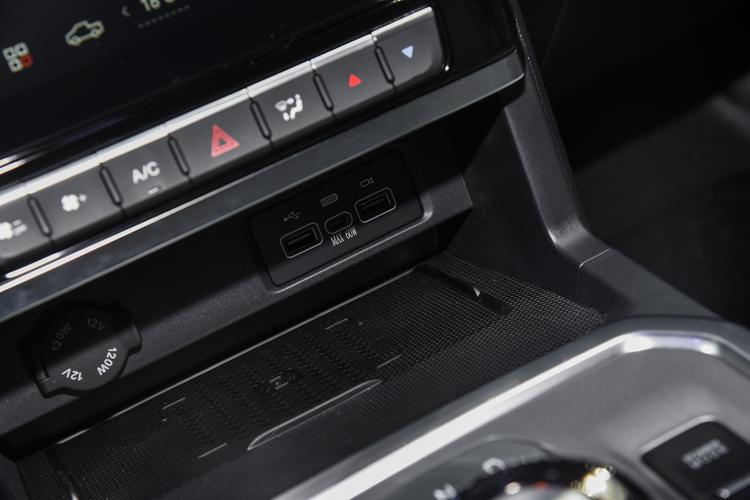 Фото машины 33