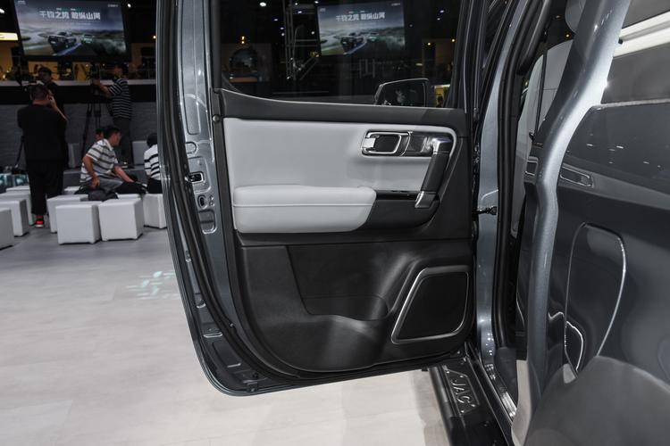 Фото машины 74