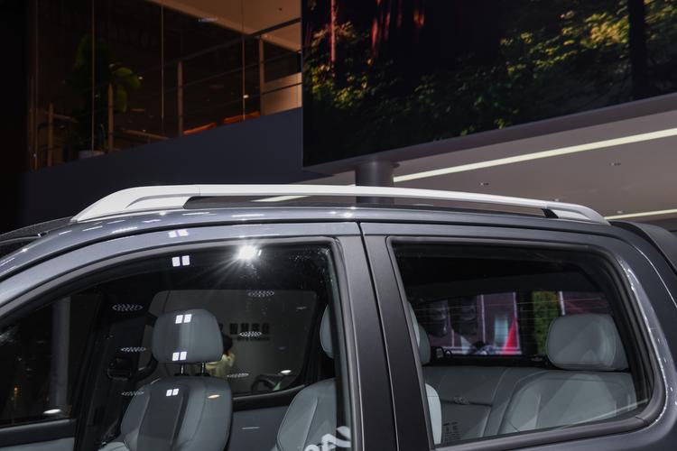 Фото машины 102