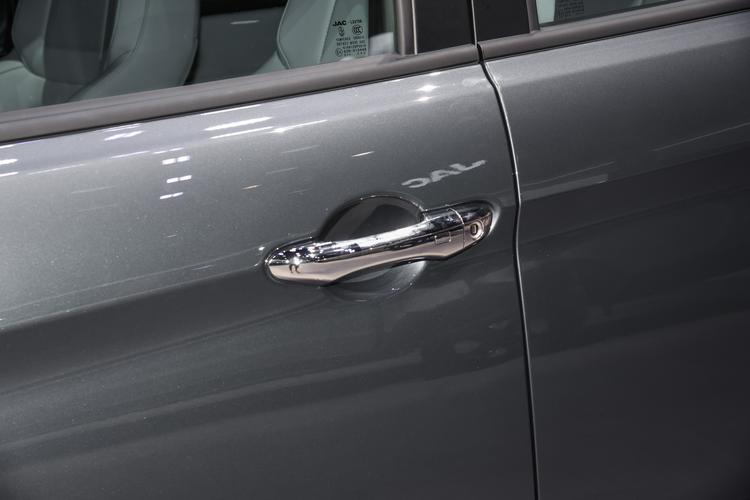 Фото машины 128