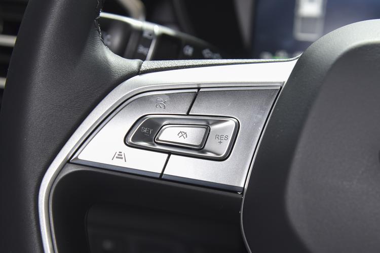 Фото машины 180