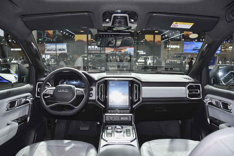 Фото машины 185