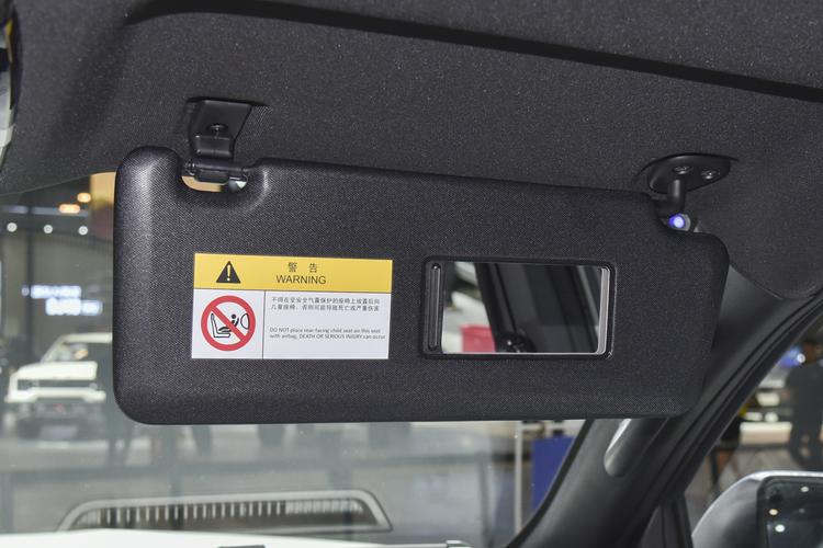 Фото машины 208