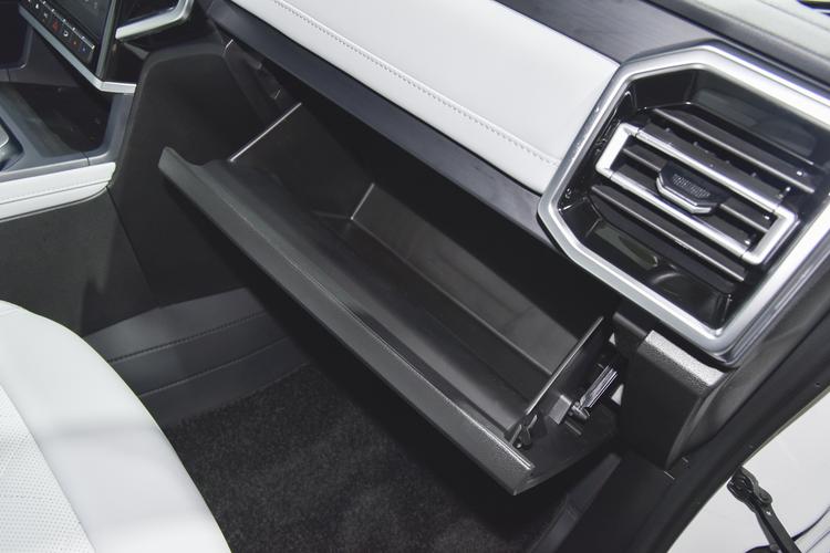 Фото машины 210