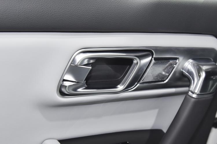 Фото машины 215