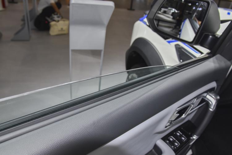 Фото машины 244