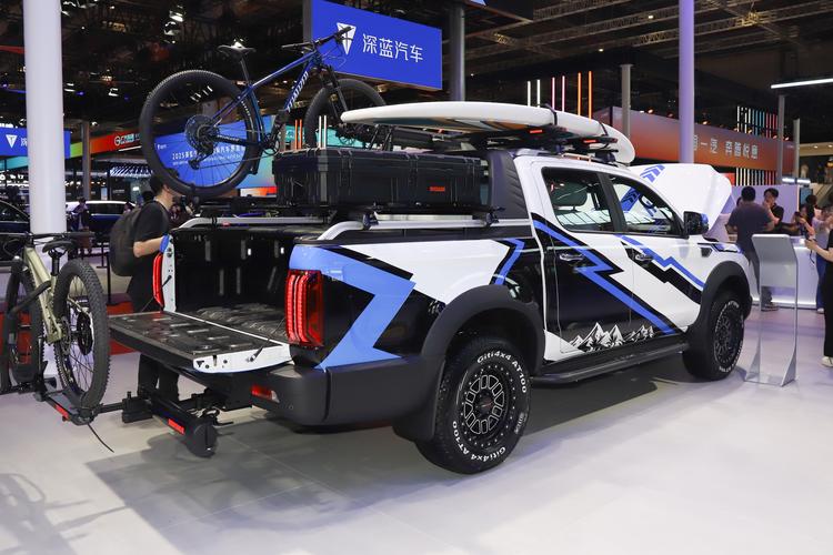 Фото машины 303