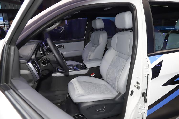 Фото машины 320