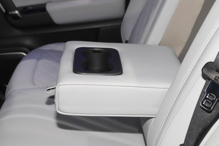 Фото машины 329