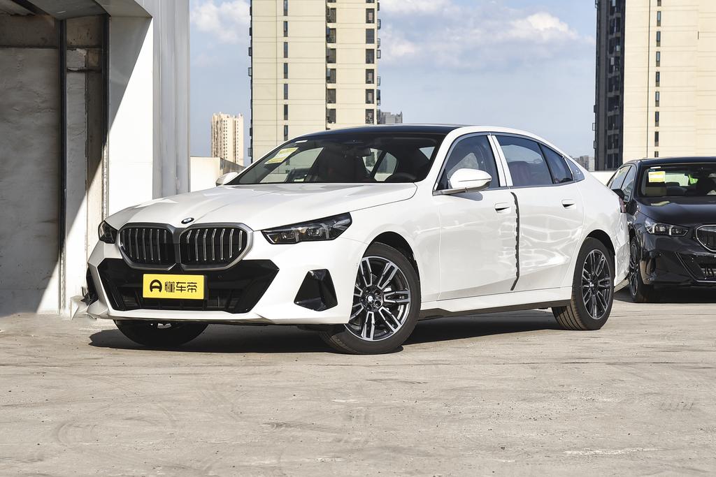 Facelift 525Li M sports suit