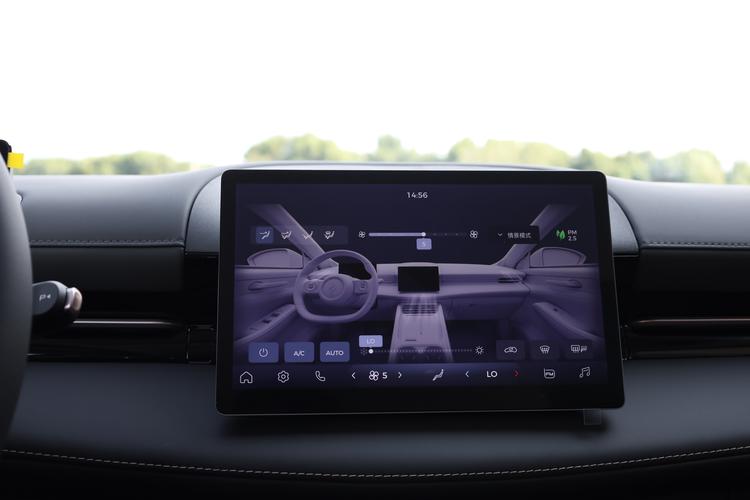 Фото машины 77