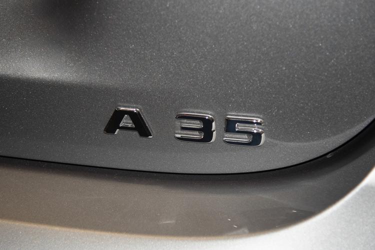 Фото машины 30