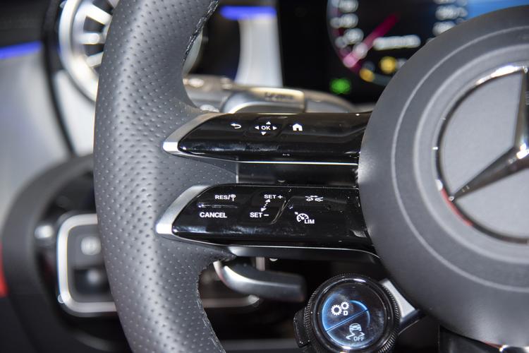 Фото машины 64